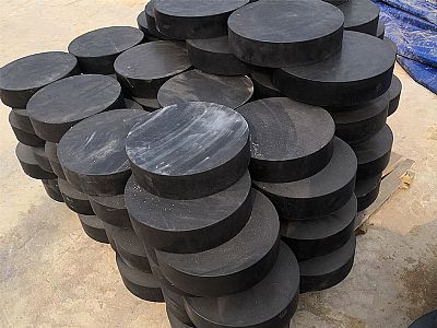 宁明县板式橡胶支座由若干层橡胶片与薄钢板经加压硫化